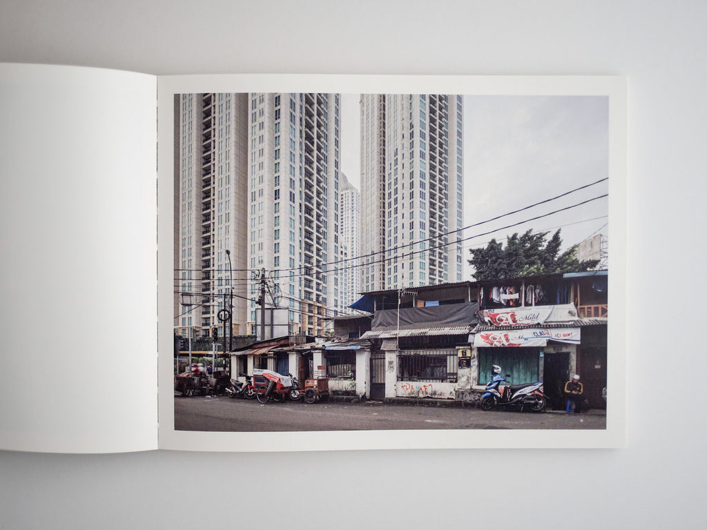 Jakarta: Modest Interventions and Minor Improvisations - Isidro Ramírez